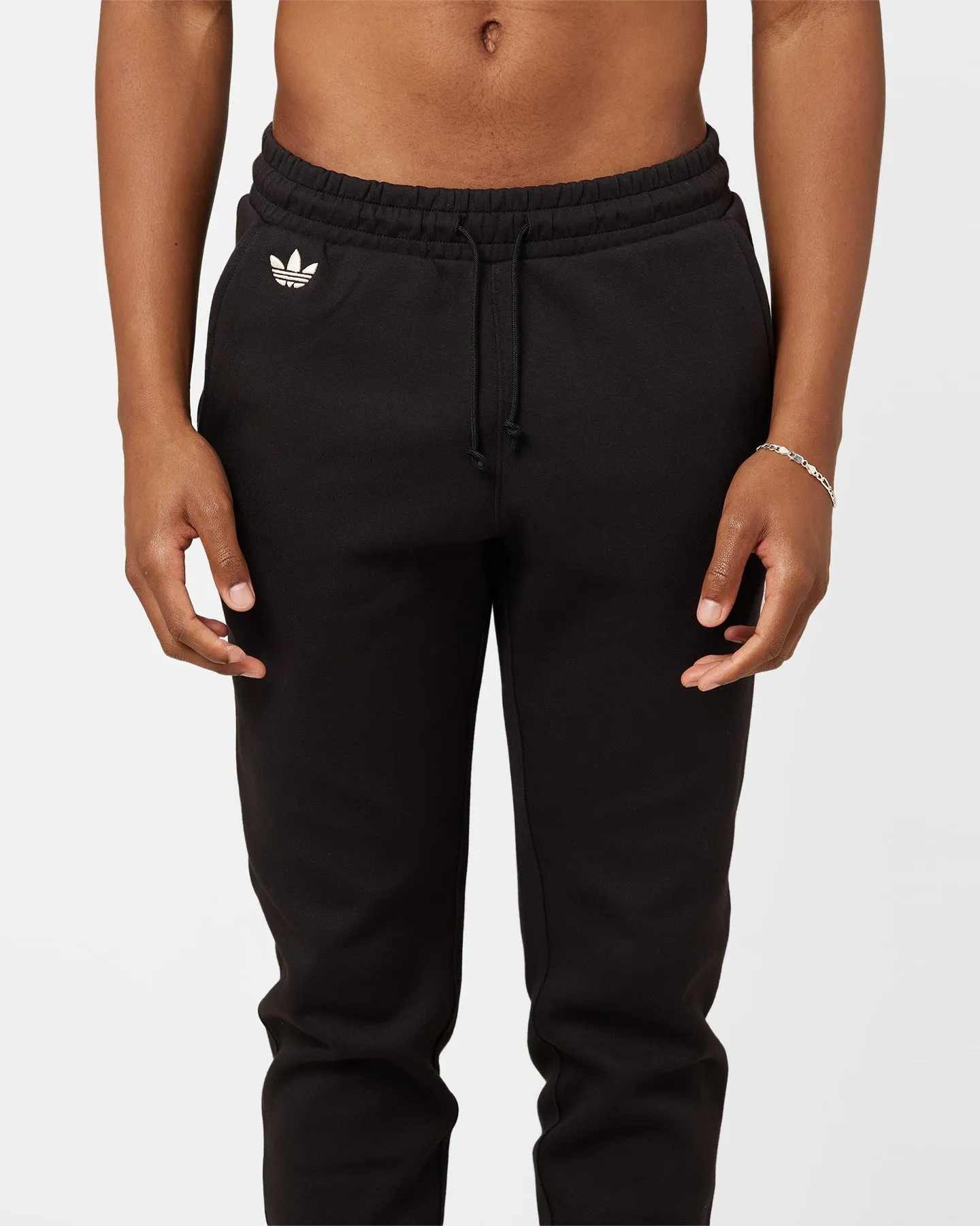 Adidas Adicolour Neuclassics Sweatpants Black