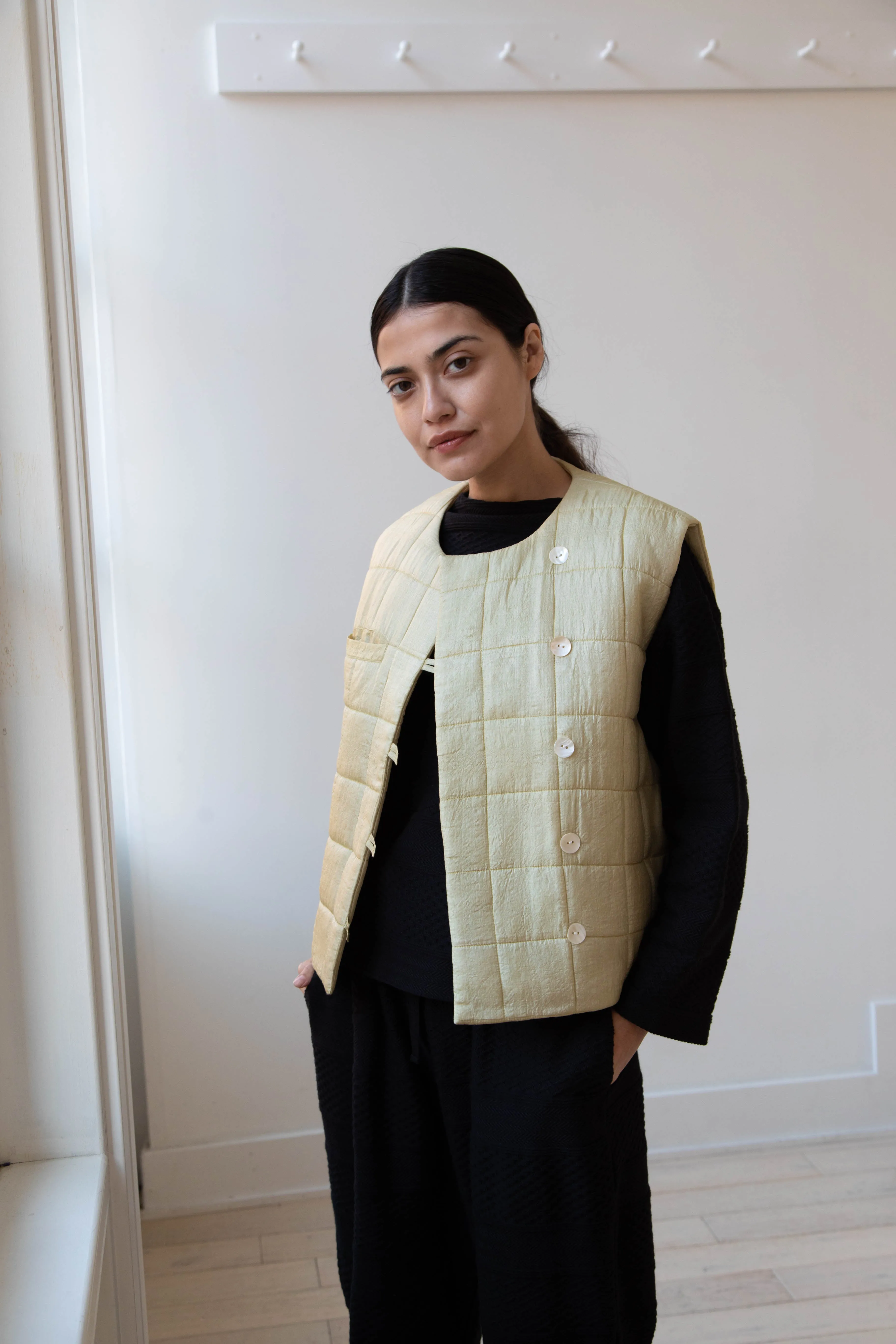 Anaak Ledha Quilted Vest in Sulphur Tussar Silk