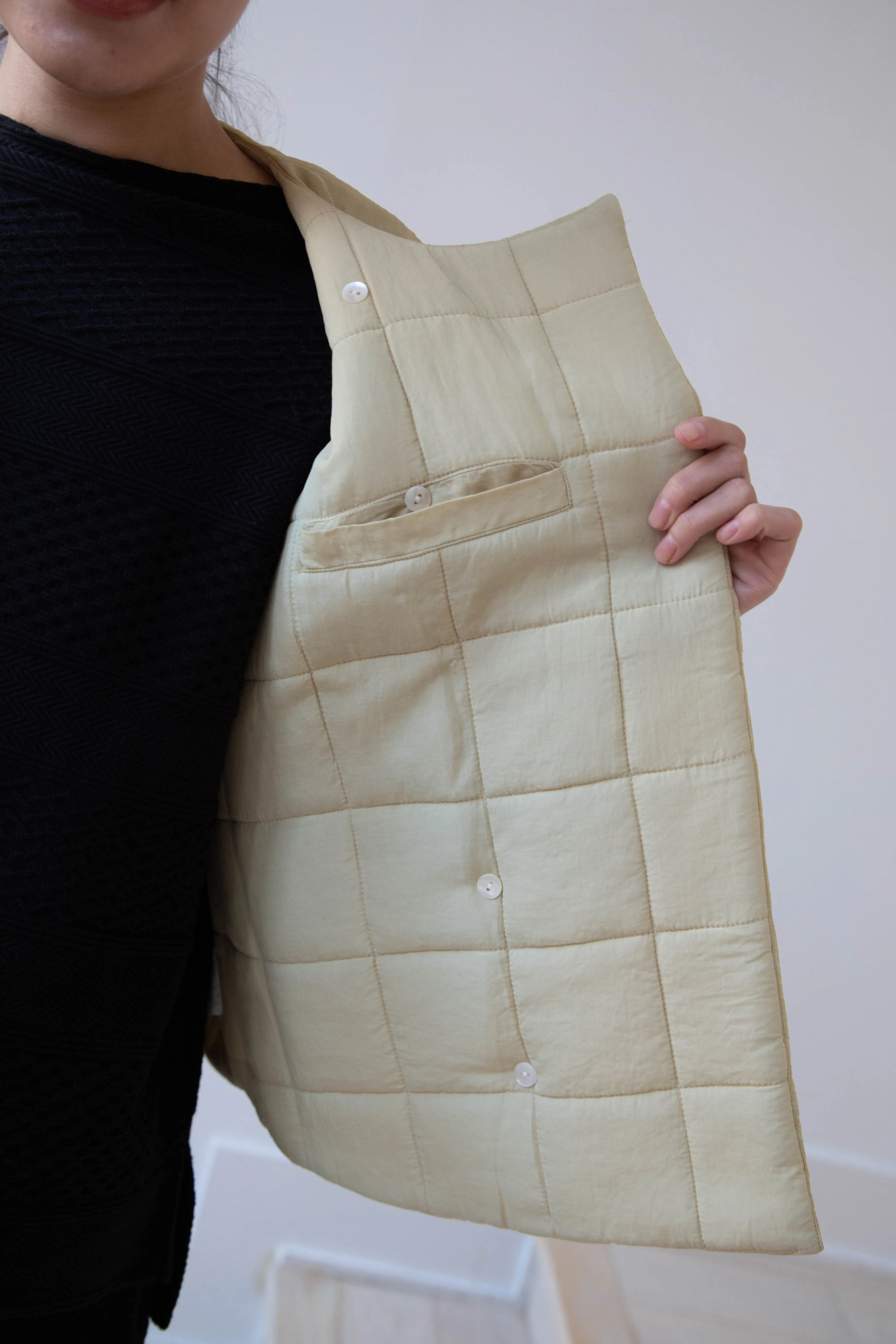 Anaak Ledha Quilted Vest in Sulphur Tussar Silk