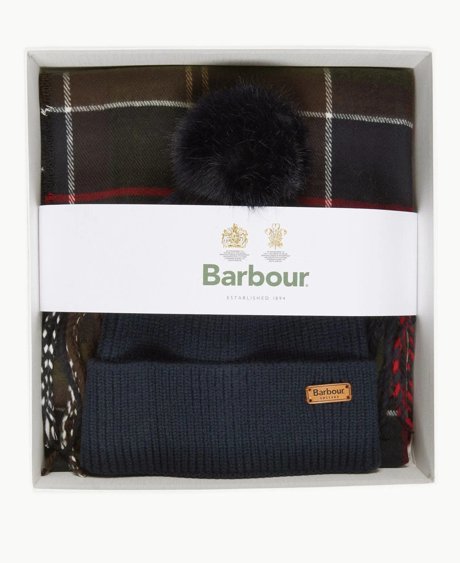 Barbour Dover Beanie & Hailes Scarf Gift Set