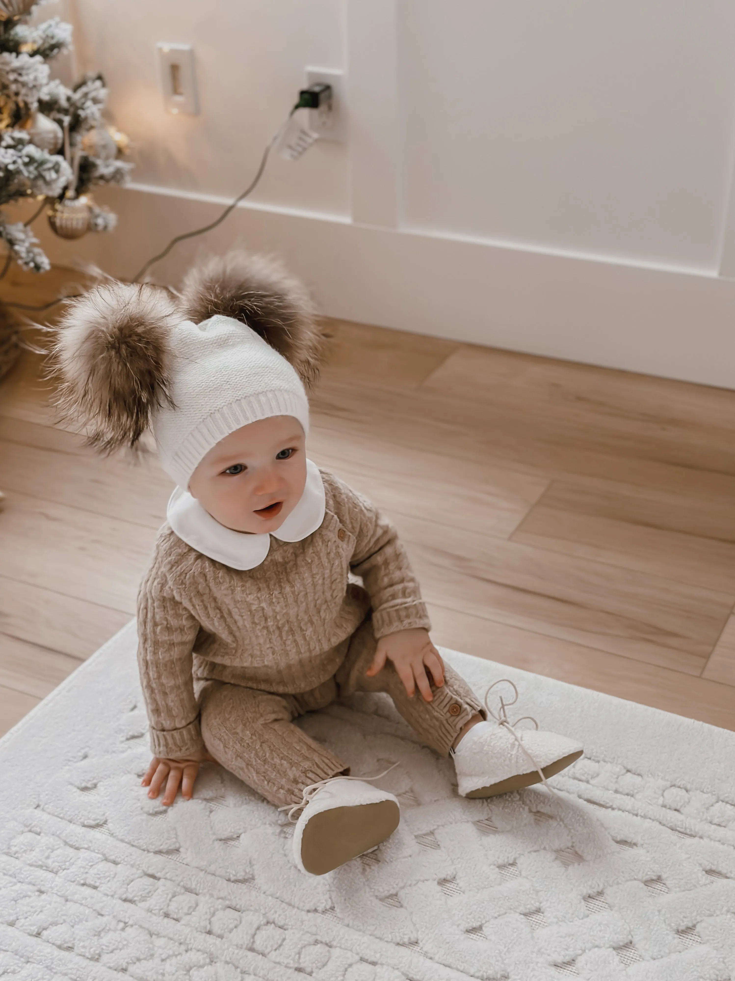 Double Pom Pom Knit Hat DOORBUSTER