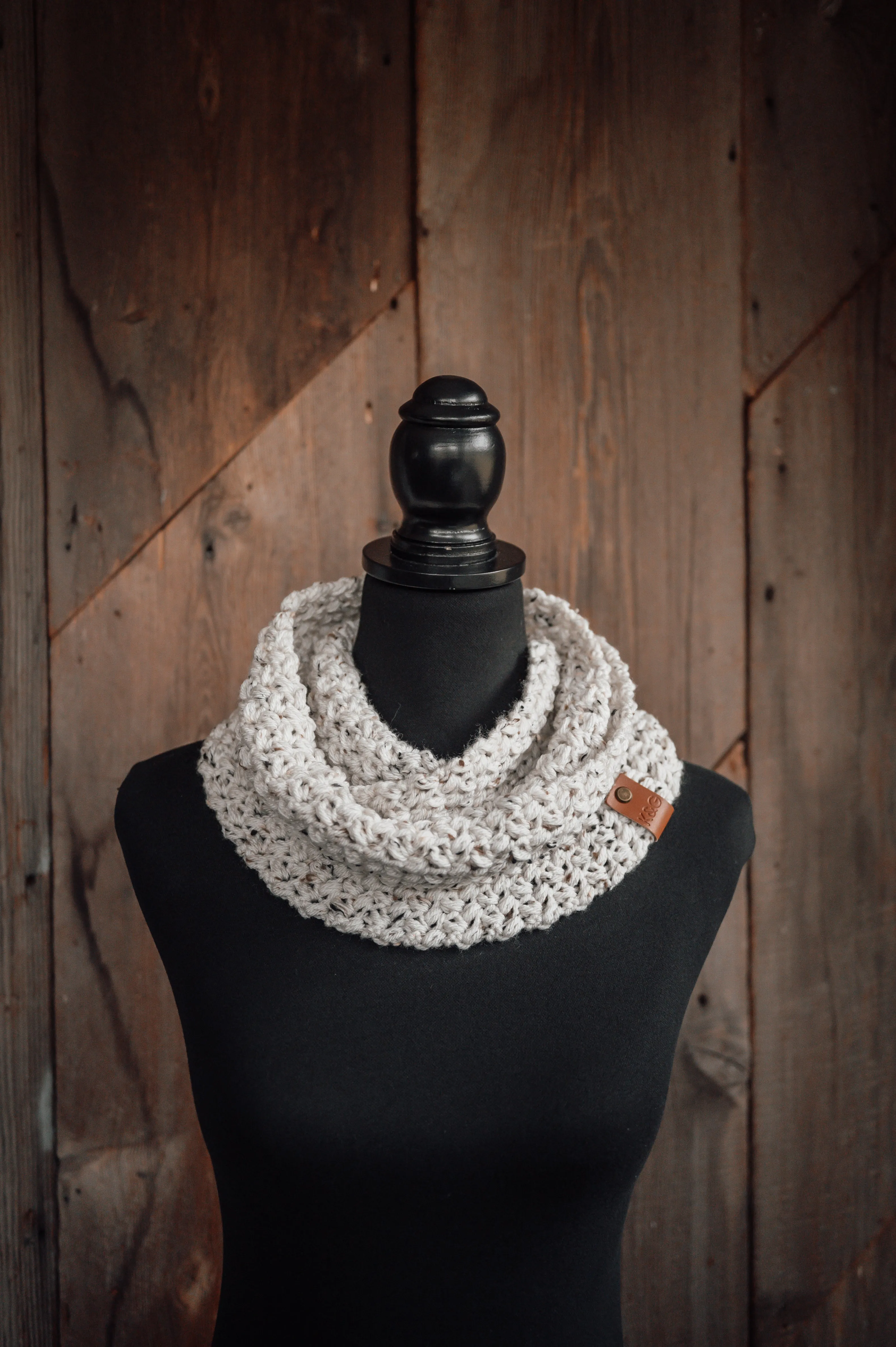 Dream Weaver Infinity Cowl - Ivory Tweed