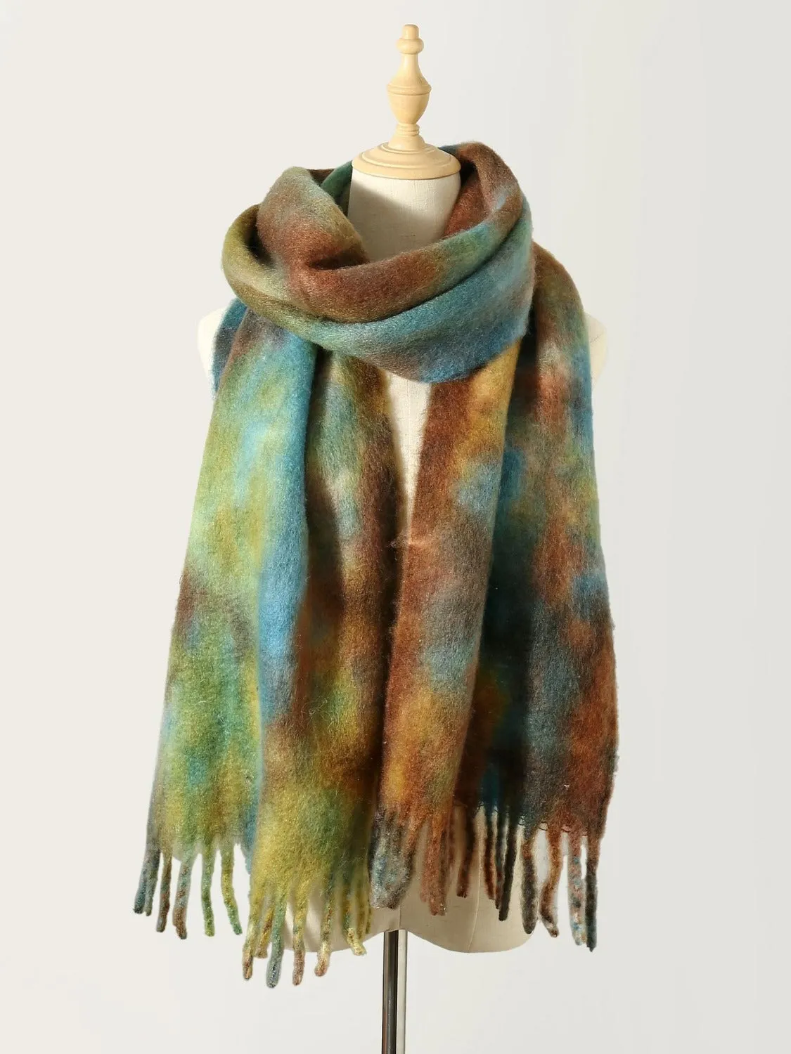 Elevate Your Style with the Trendy Fringe Tie-Dye Scarf