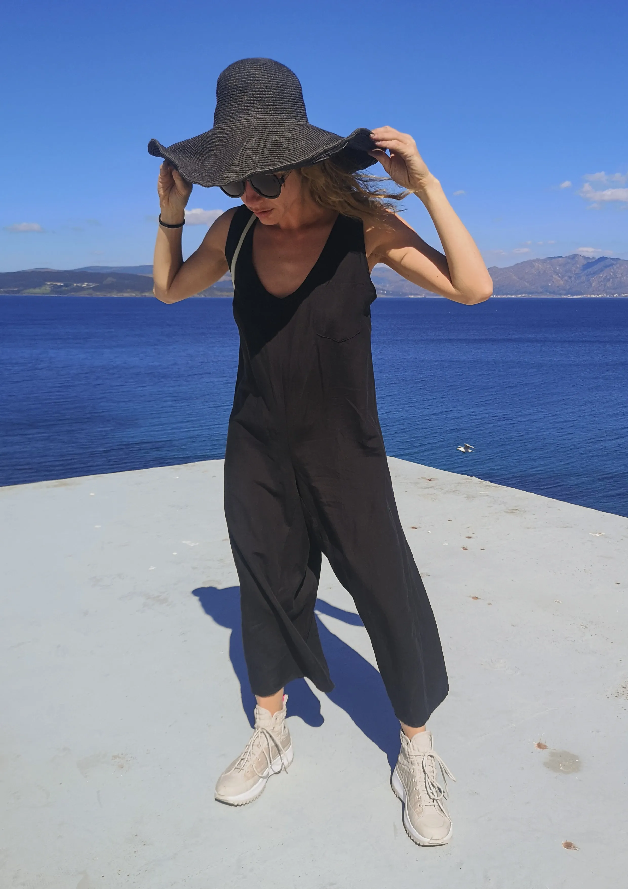 HOMEMADE - JUMPSUIT WIDE - TENCEL - black