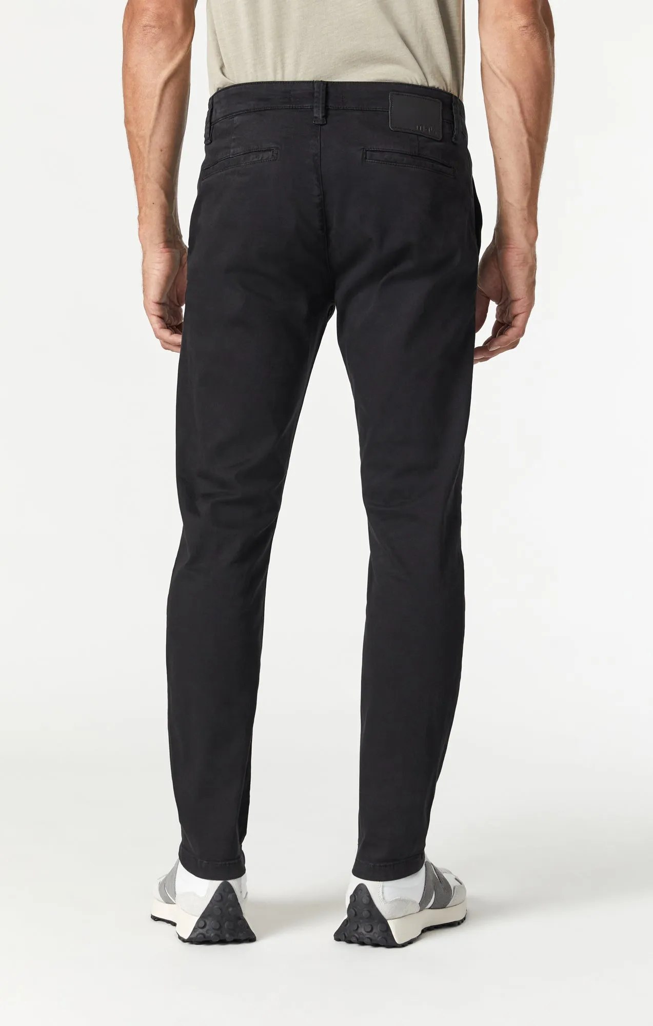 JOHNNY SLIM CHINO IN BLACK SATEEN TWILL