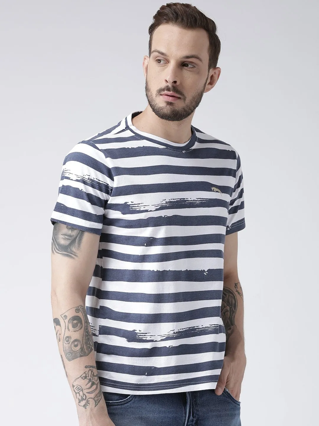 Men White Striped Round Neck T-shirt