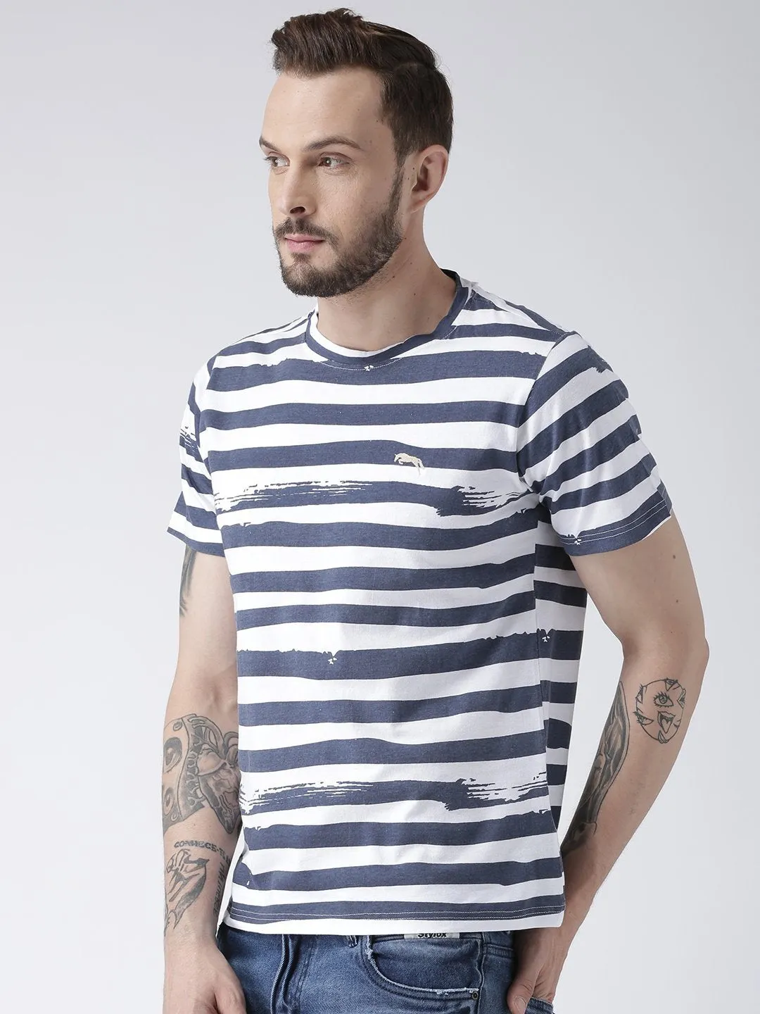 Men White Striped Round Neck T-shirt