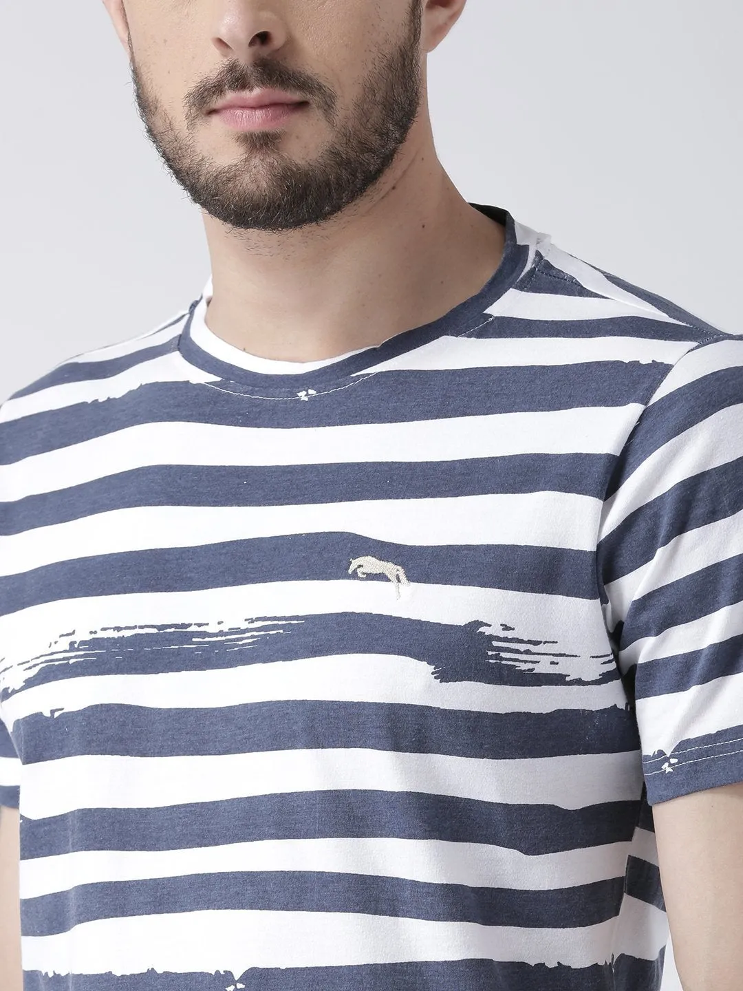 Men White Striped Round Neck T-shirt