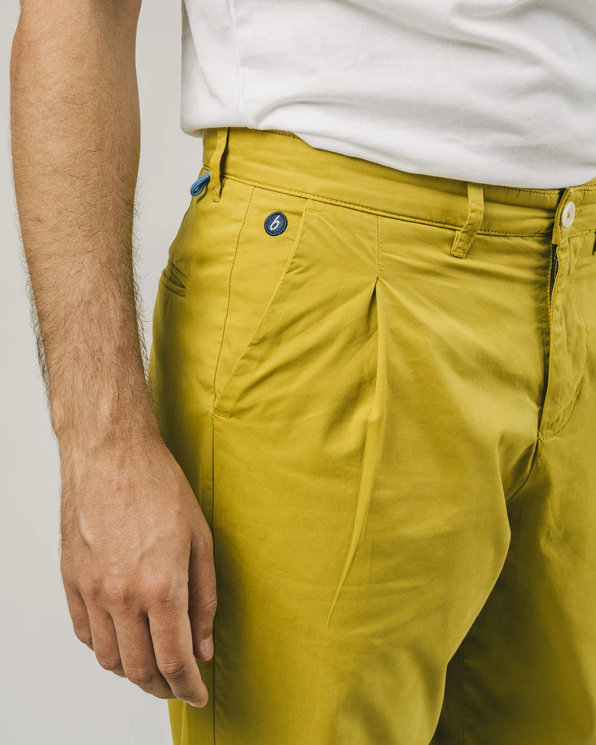 Pleated Chino Lirium