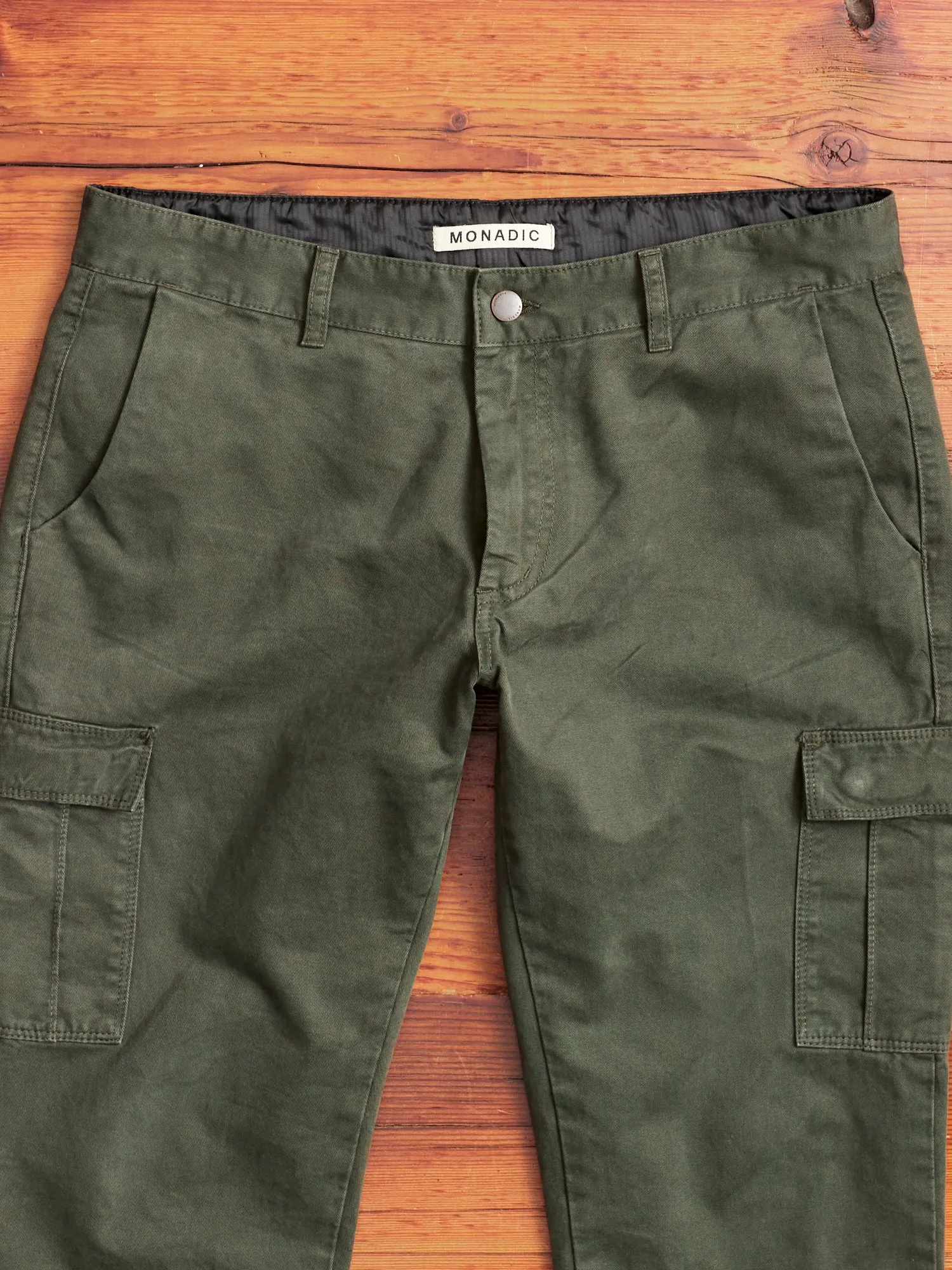 Relaxed Taper Cargo Chino in Olive Drab