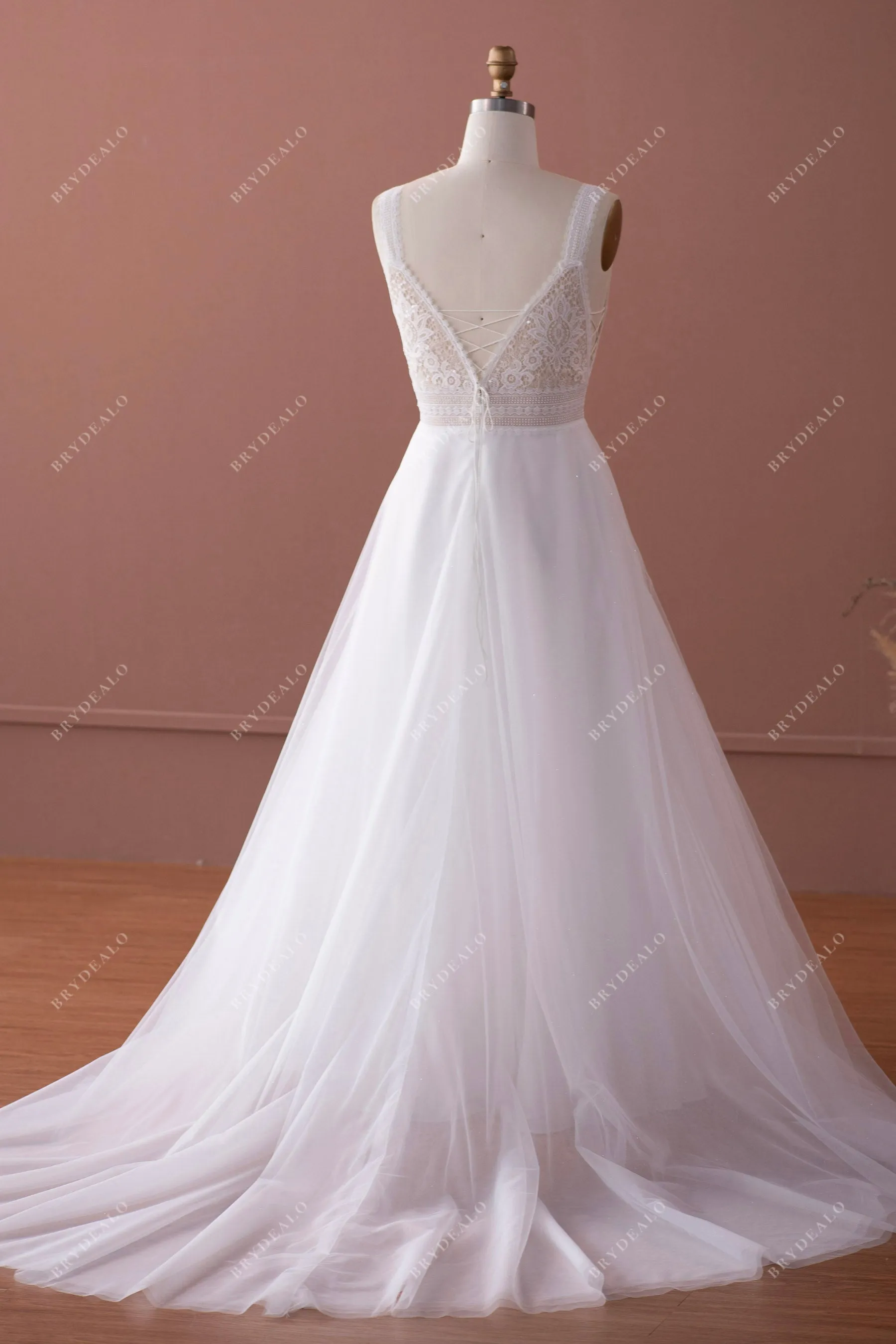 Shimmery Wide Straps Boho Lace Tulle A-line Outdoor Wedding Dress