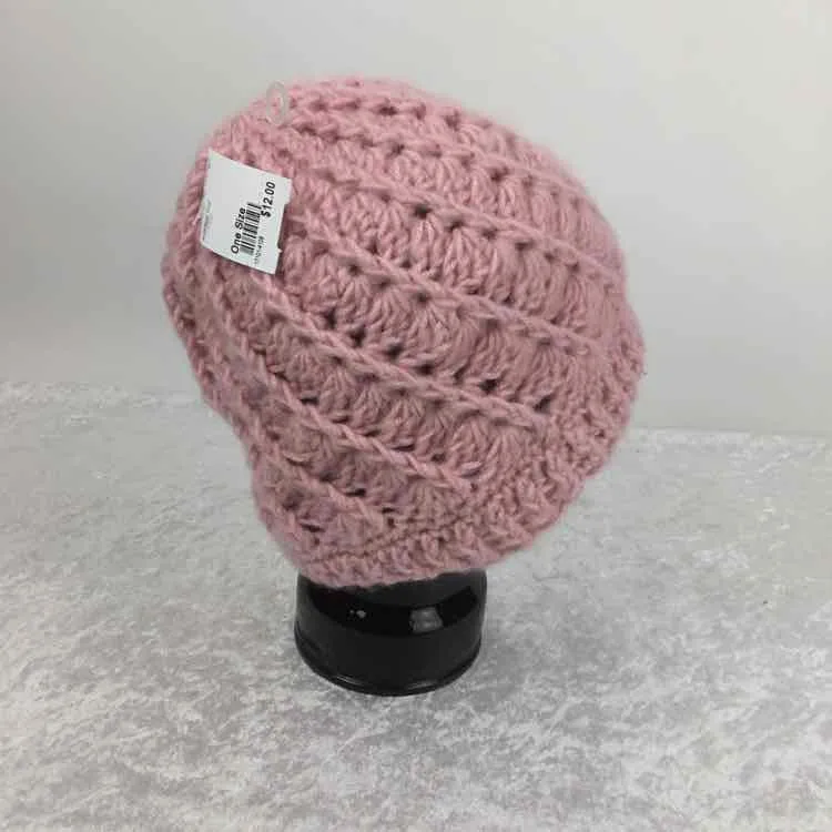 Size One Size Soft Pink Knit Winter Hat