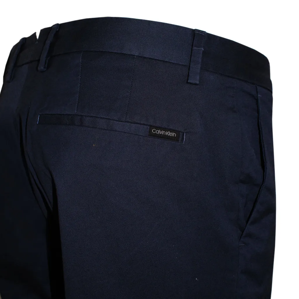 SLIM FIT SOLID STRETCH CHINO PANT