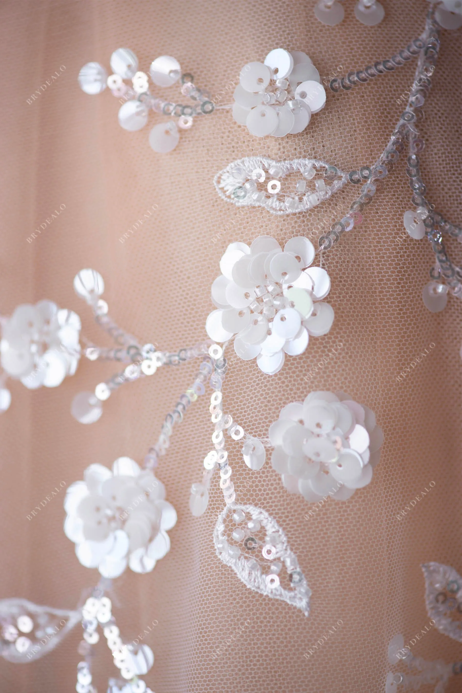 Sparkly Sequined Flower Bridal Lace Fabric for Designer Dress