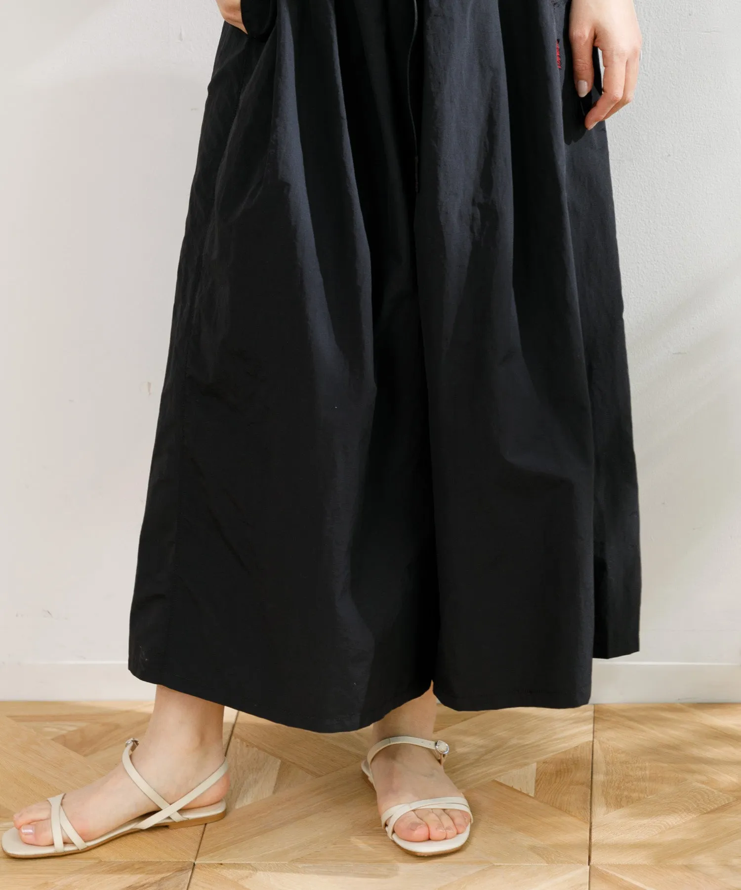 【WOMEN】GRAMICCI NYLON FLARE PANT